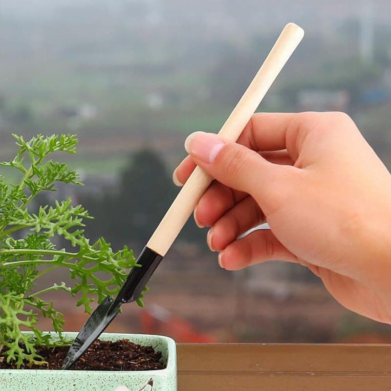 3-Piece Mini Wood and Metal Gardening Tool Set - Cartnoova