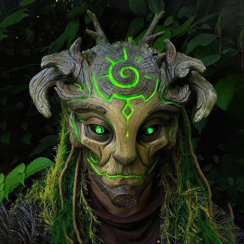 Glowing Mask Elf - Cartnoova