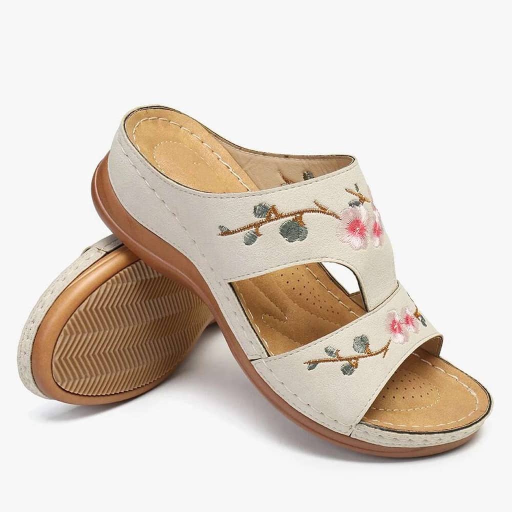 SolaShoes™ - Flower Embroidered Vintage Sandals - Cartnoova